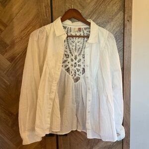 Pilcro Women's White Blouse Size L
